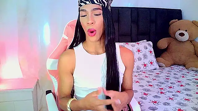 carmen14 online show from April 26, 12:25 pm