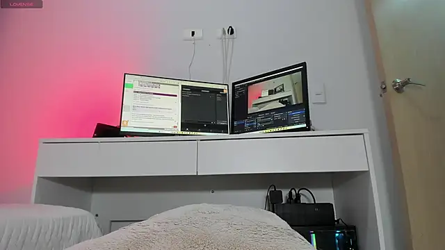 soyamandaa  online show from April 27, 12:30 am