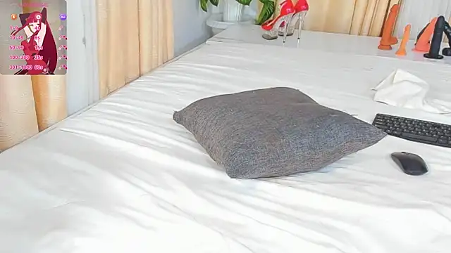 Yummy squirter online show from October 5, 2:16 am