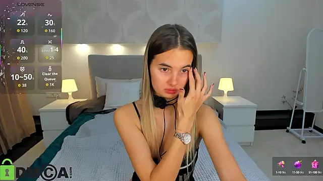 Donna Evans online show from September 24, 12:20 am