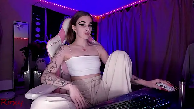 wet dream  online show from November 19, 3:17 am