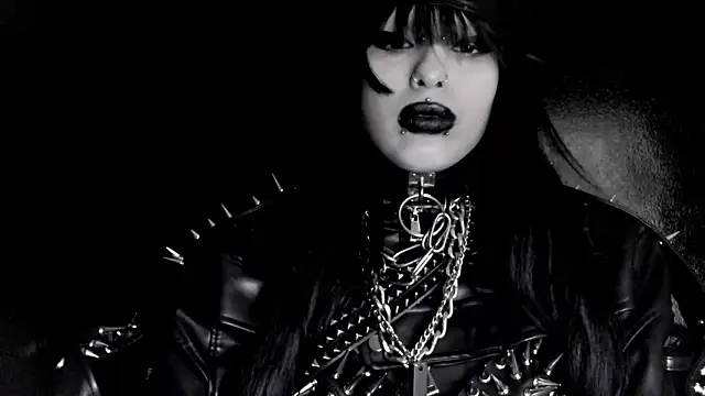 XXIOUX online show from April 28, 2:32 pm