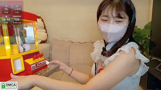 SUZU  online show from March 4, 1:07 pm