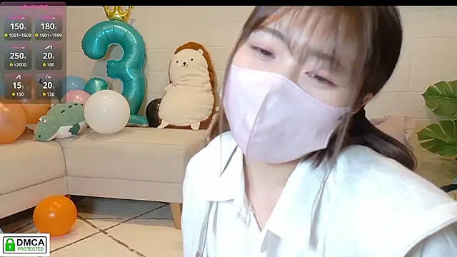 SUZU  online show from November 30, 12:09 pm