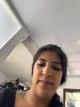 azahar  ziiz online show from February 4, 4:21 pm