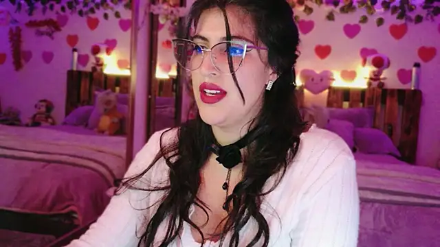 azahar  ziiz online show from April 22, 11:46 pm