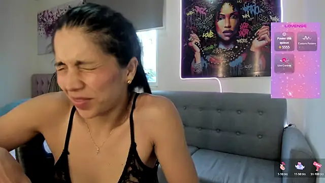 andykiuty online show from November 5, 8:36 pm