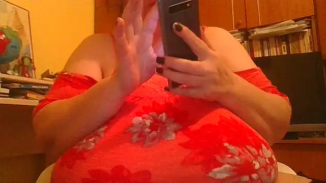 Nataliesbestjuggs online show from October 4, 12:55 pm