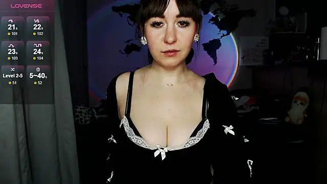 Snapshot of missgenevaonceagain_ chatting on September 14, 7:45 pm missgenevaonceagain  online show from September 14, 7:45 pm