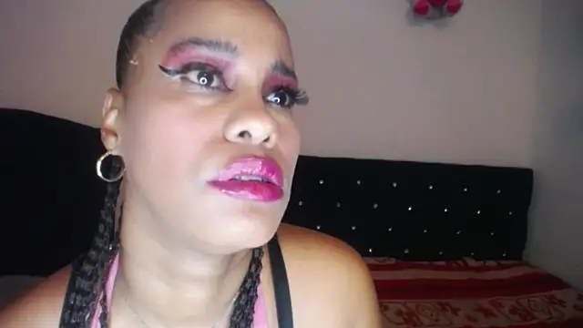 pamela guzmaan online show from February 23, 11:04 pm