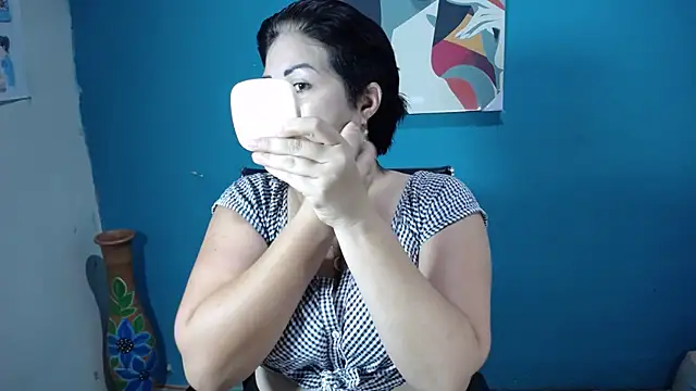 Sunny rayz  online show from September 22, 9:13 pm