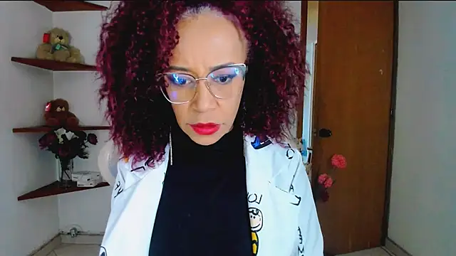 Snapshot of ScarlettMalbec chatting on October 1, 10:15 pm ScarlettMalbec online show from October 1, 10:15 pm