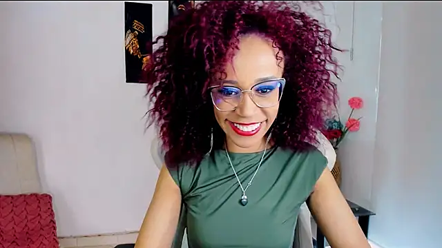 Snapshot of ScarlettMalbec chatting on September 13, 9:34 pm ScarlettMalbec online show from September 13, 9:34 pm