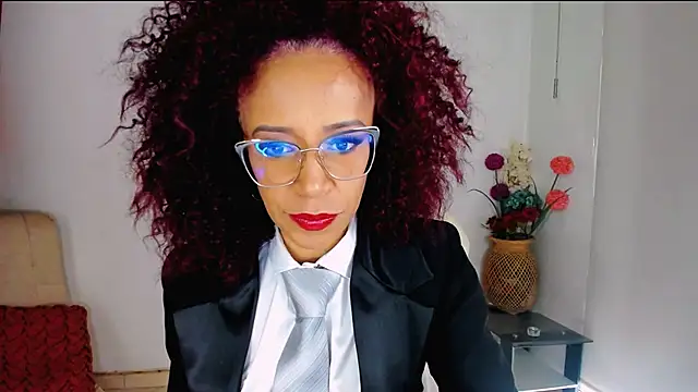 Snapshot of ScarlettMalbec chatting on September 18, 9:24 pm ScarlettMalbec online show from September 18, 9:24 pm