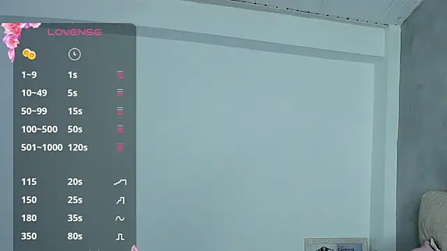 YuliCardona  online show from June 14, 4:18 pm
