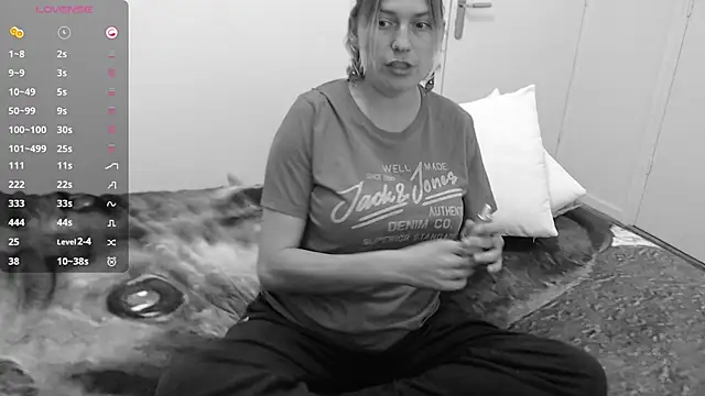 cumfun online show from November 17, 6:30 pm