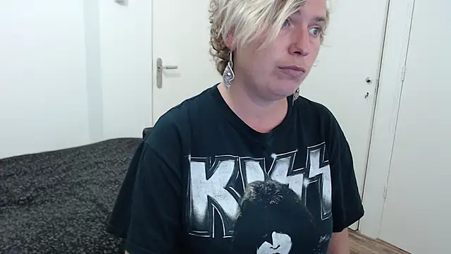 cumfun online show from October 12, 5:26 pm