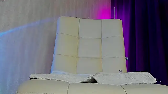 Miss Kreez online show from November 26, 12:28 pm