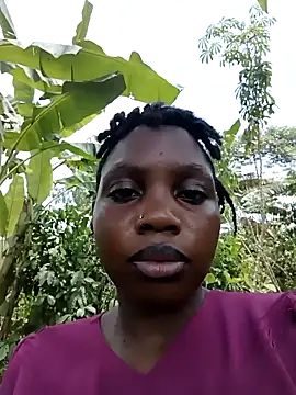 Snapshot of booty_big chatting on October 10, 9:47 am booty big online show from October 10, 9:47 am