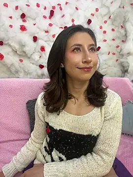 SkarletJhonson  online show from April 17, 6:15 am