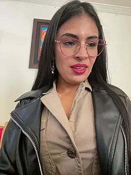 Astrid-- online show from April 17, 3:03 pm