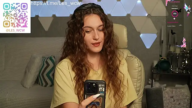 HarleyDeess online show from November 28, 10:24 pm