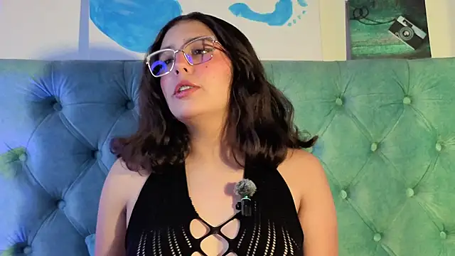 Paola Lyon  online show from April 21, 6:48 pm