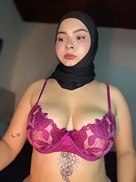 aneesa darzi online show from May 15, 8:55 pm