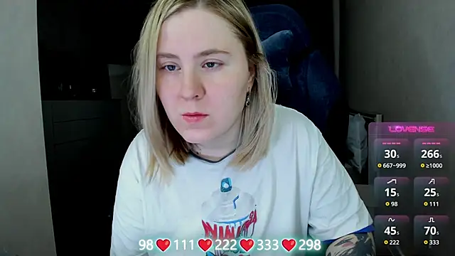 Olivia Munk online show from April 23, 4:09 am