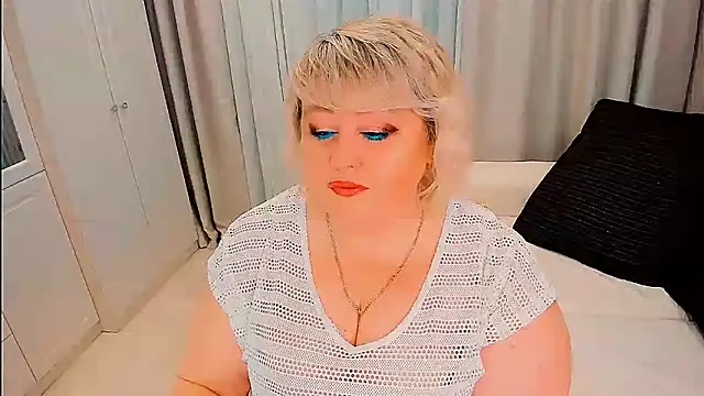 BIGTITSBBW online show from April 26, 7:00 pm