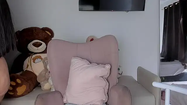 selene king2 online show from April 22, 1:52 pm