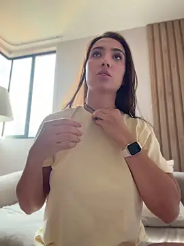 AnnaCastillo  online show from April 20, 10:35 pm