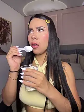 Miss blue69 online show from April 24, 1:41 am