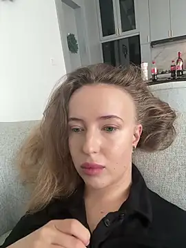 Nura n Sarah online show from April 22, 5:04 am