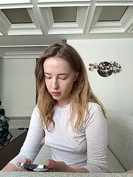 Nura n Sarah online show from April 25, 6:05 am