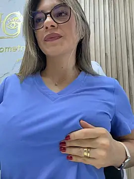 alicee16 online show from February 18, 8:08 pm