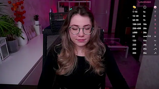 RemyCute online show from April 26, 4:16 pm