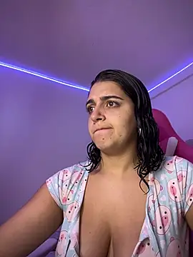 Alicia Ruiz online show from June 11, 8:16 pm