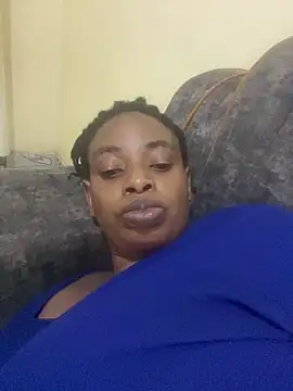 Snapshot of fat_creamy_pus chatting on September 27, 9:22 pm fat creamy pus online show from September 27, 9:22 pm