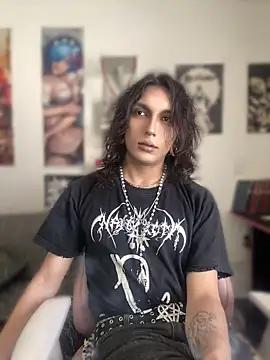 kiiler queen online show from June 11, 5:21 pm
