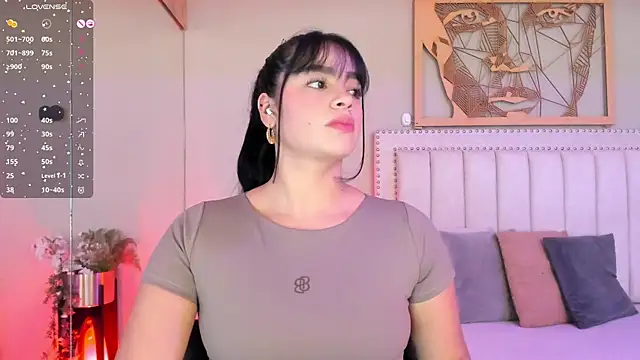 Paula Desousa online show from April 20, 7:28 pm