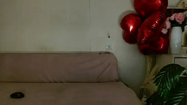 Imcarrieberry online show from February 24, 5:55 pm