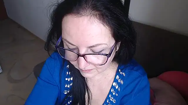 Alma44 online show from February 9, 10:06 am