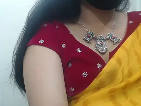 Lovely Siri 23 online show from April 25, 1:41 pm