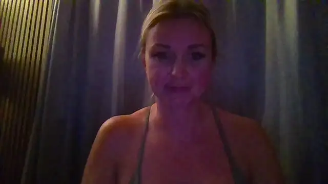 Bella-Tight online show from November 10, 5:52 pm