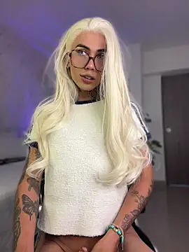 Miss sagitario online show from April 26, 1:42 pm