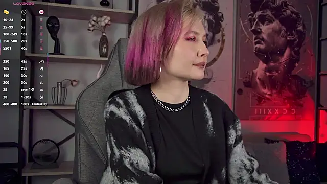 ReiYosimoto online show from April 23, 3:14 pm