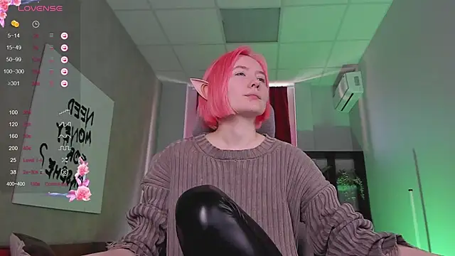 ReiYosimoto online show from September 19, 12:15 pm