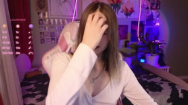 evierosen online show from April 24, 9:50 pm