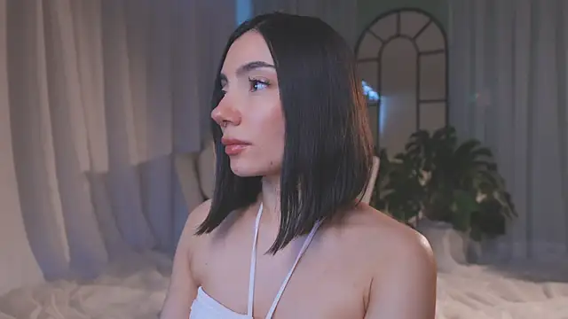 AmyArmstrong online show from February 26, 10:20 pm